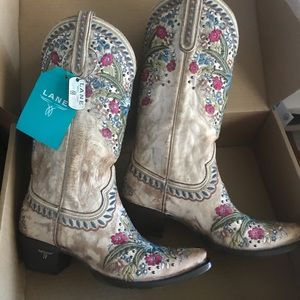 Chloe Embroidered Western Lane Boots